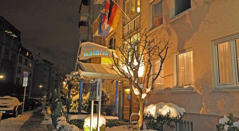 Hotel Astoria Frankfurt pe Main Exterior foto