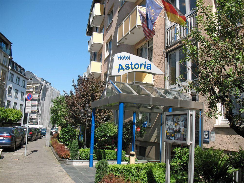 Hotel Astoria Frankfurt pe Main Exterior foto