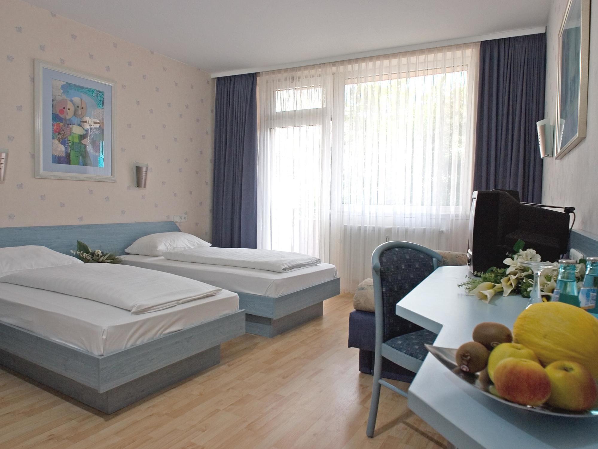 Hotel Astoria Frankfurt pe Main Cameră foto